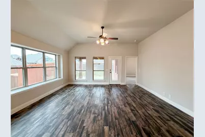 633 Bayonet Drive, Fort Worth, TX 76108 - Photo 3