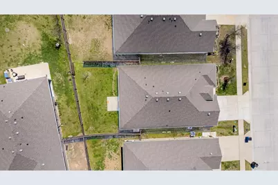 806 Meadow Wood Lane, Princeton, TX 75407 - Photo 5