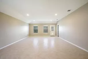 806 Meadow Wood Ln, Princeton, TX 75407 - Photo 9