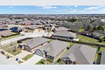 806 Meadow Wood Lane, Princeton, TX 75407 - Photo 3