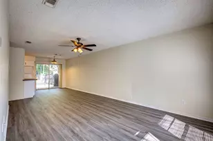 609-611 Melbourne Rd, Hurst, TX 76053 - Photo 3