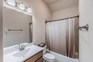 7926 Grassland Dr, Godley, TX 76044 - Photo 23