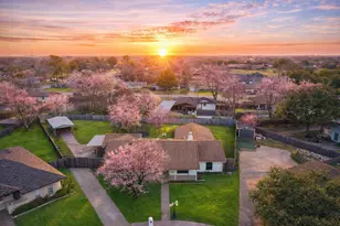 828 Norton Cir, Mesquite, TX 75149 - Photo 1