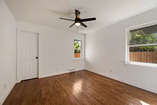 9916 Cloister Dr, Dallas, TX 75228 - Photo 9