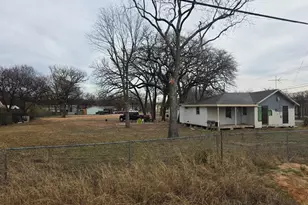 3422 S Peachtree Rd, Balch Springs, TX 75180 - Photo 11