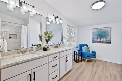 8124 Country Manor Lane, Alvarado, TX 76009 - Photo 13