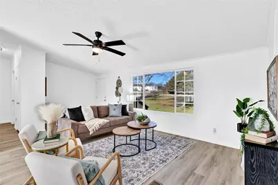 8124 Country Manor Lane, Alvarado, TX 76009 - Photo 5