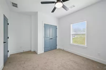 427 E Munson Street, Denison, TX 75021 - Photo 17