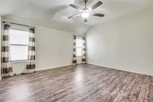 5220 Grove Cove Dr, McKinney, TX 75071 - Photo 27