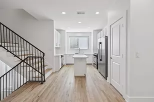 1511 Bluff Ridge Way, Dallas, TX 75206 - Photo 3