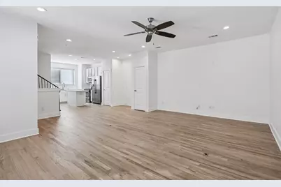 1511 Bluff Ridge Way, Dallas, TX 75206 - Photo 15