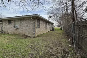 106 N 7th Street E, Dawson, TX 76639 - Photo 29