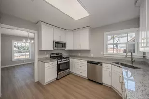 100 Crestwood Dr, Fort Worth, TX 76107 - Photo 15