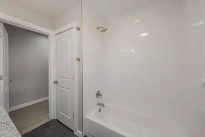 100 Crestwood Drive, Fort Worth, TX 76107 - Photo 31