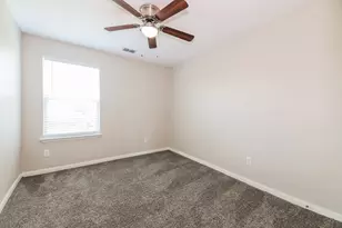 14242 Bridgeview Ln, Dallas, TX 75253 - Photo 17