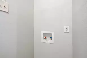 4364 Bentley Dr, Grand Prairie, TX 75052 - Photo 23