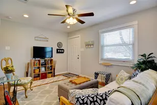 4933 Royal Dr, Fort Worth, TX 76116 - Photo 7