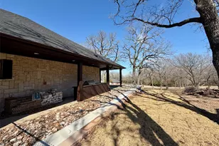 218 River Oaks Dr, Combine, TX 75159 - Photo 33