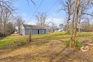 608 N Main St, Grand Saline, TX 75140 - Photo 15