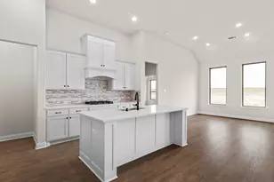 124 Lila Lk Dr, Waxahachie, TX 75165 - Photo 3