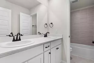 124 Lila Lk Dr, Waxahachie, TX 75165 - Photo 19