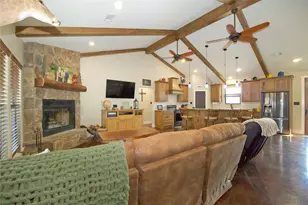 700 N Mesquite St, Muenster, TX 76252 - Photo 5