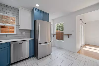 800 Spicewood Court, Irving, TX 75063 - Photo 11