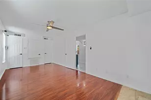 800 Spicewood Ct, Irving, TX 75063 - Photo 3