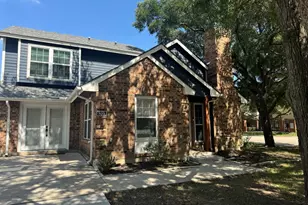 800 Spicewood Ct, Irving, TX 75063 - Photo 1