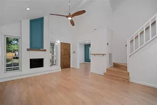 800 Spicewood Ct, Irving, TX 75063 - Photo 7