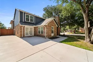 800 Spicewood Ct, Irving, TX 75063 - Photo 1