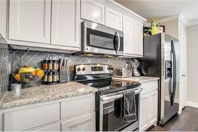 1613 Crown Point Drive, Little Elm, TX 75036 - Photo 7