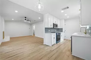 6601 Jerri Lynn Dr, Watauga, TX 76148 - Photo 5