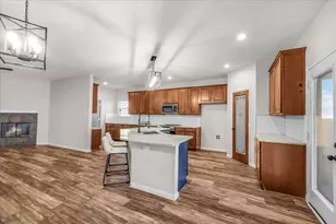 10904 Caldwell Ln, Fort Worth, TX 76179 - Photo 11