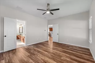 10904 Caldwell Ln, Fort Worth, TX 76179 - Photo 19