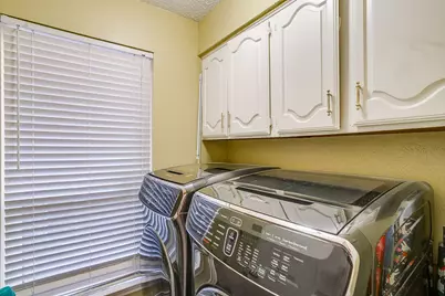 1307 Oriental Avenue, Arlington, TX 76011 - Photo 17