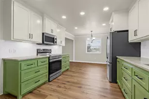 4401 Lacey Cir, Waco, TX 76708 - Photo 15