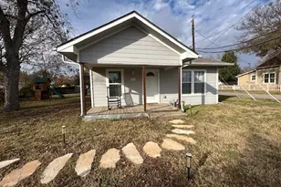 414 W Jefferson, Van Alstyne, TX 75495 - Photo 1