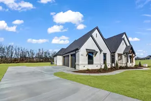 212 Desperado Ct, Weatherford, TX 76088 - Photo 5