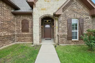 405 Edgewood Terrace, Boyd, TX 76023 - Photo 3