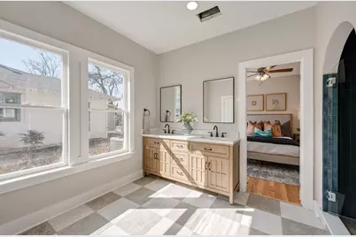 339 S Montclair Avenue, Dallas, TX 75208 - Photo 11