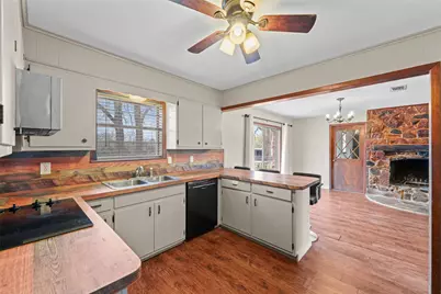 2568 County Road 310, Cleburne, TX 76031 - Photo 17