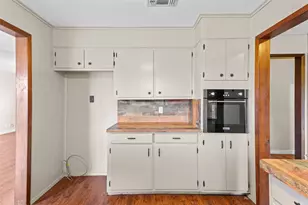 2568 County Rd 310, Cleburne, TX 76031 - Photo 15