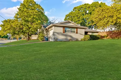 7101 Monterrey Drive, Fort Worth, TX 76112 - Photo 31