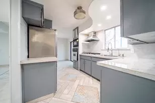 1404 Tatum Dr, Arlington, TX 76012 - Photo 9