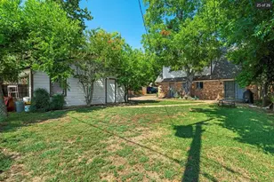 1404 Tatum Dr, Arlington, TX 76012 - Photo 5