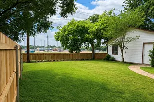1404 Tatum Dr, Arlington, TX 76012 - Photo 35