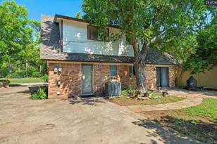1404 Tatum Dr, Arlington, TX 76012 - Photo 33