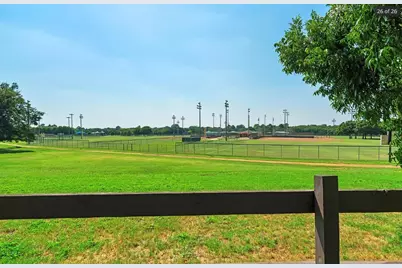 1404 Tatum Drive, Arlington, TX 76012 - Photo 3