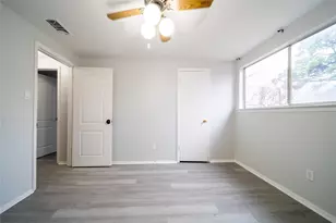 1404 Tatum Dr, Arlington, TX 76012 - Photo 29